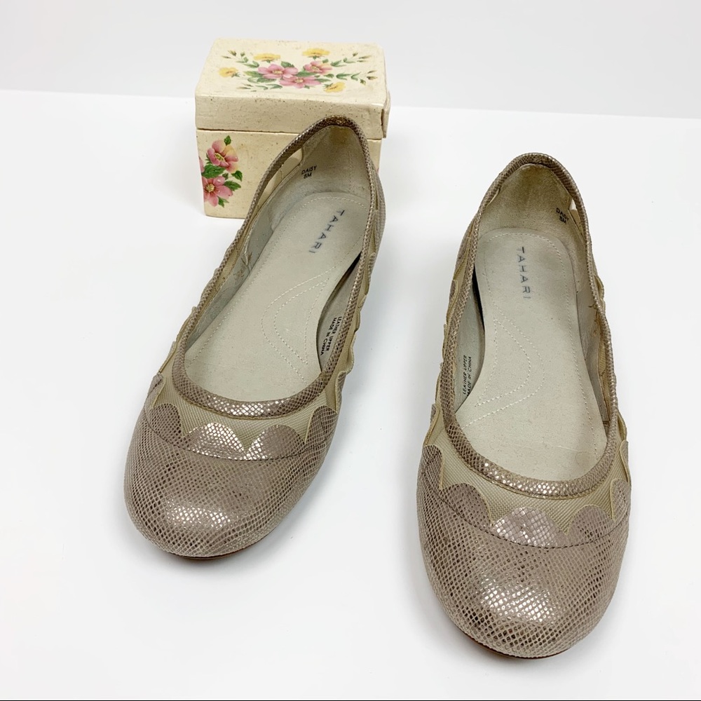 Tahari Gold Scalloped Flats